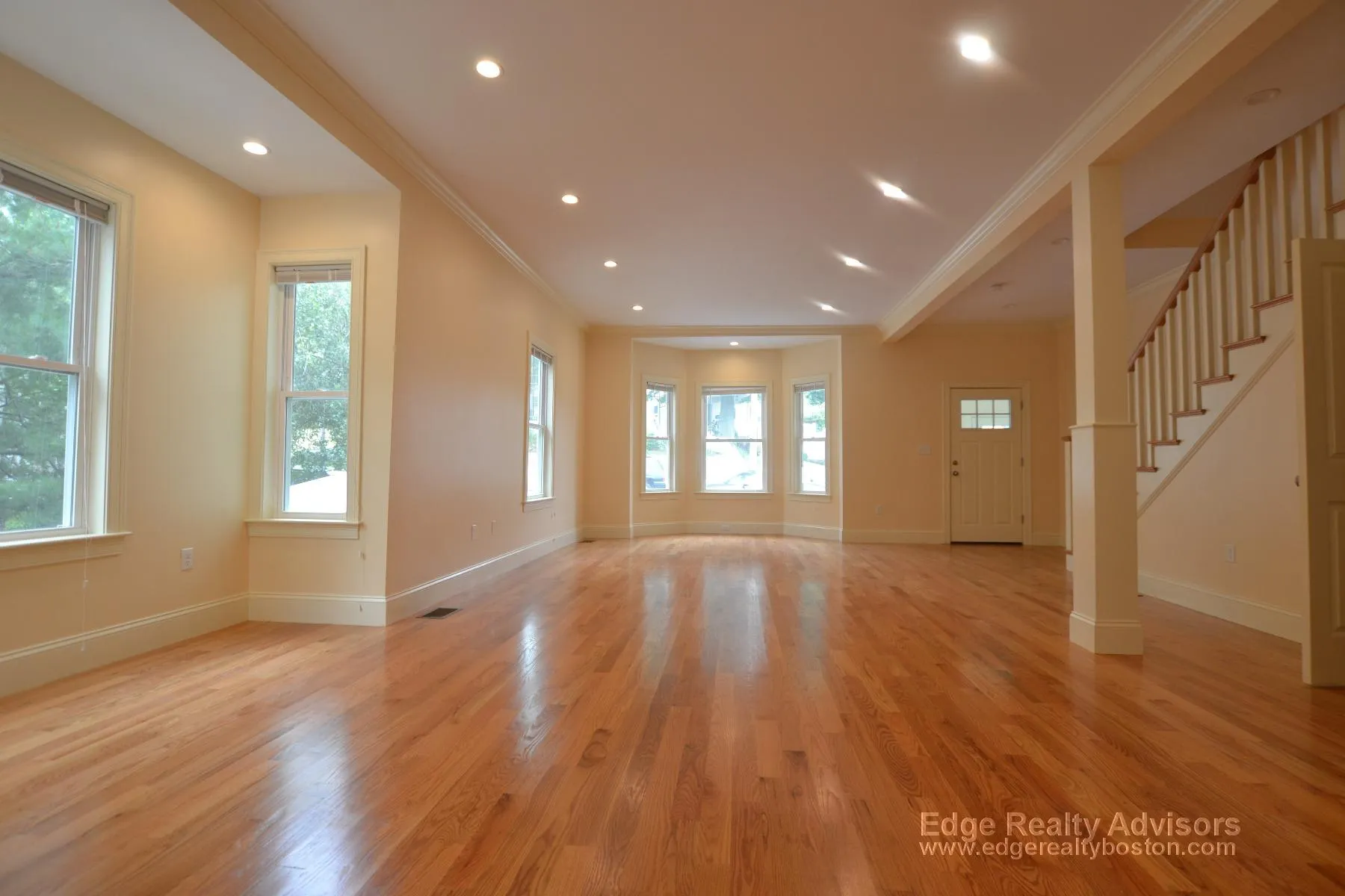 5 bed, 3.5 bath apartment for rent at 130 Bigelow St Unit 1, Brighton — photo 10 of 13