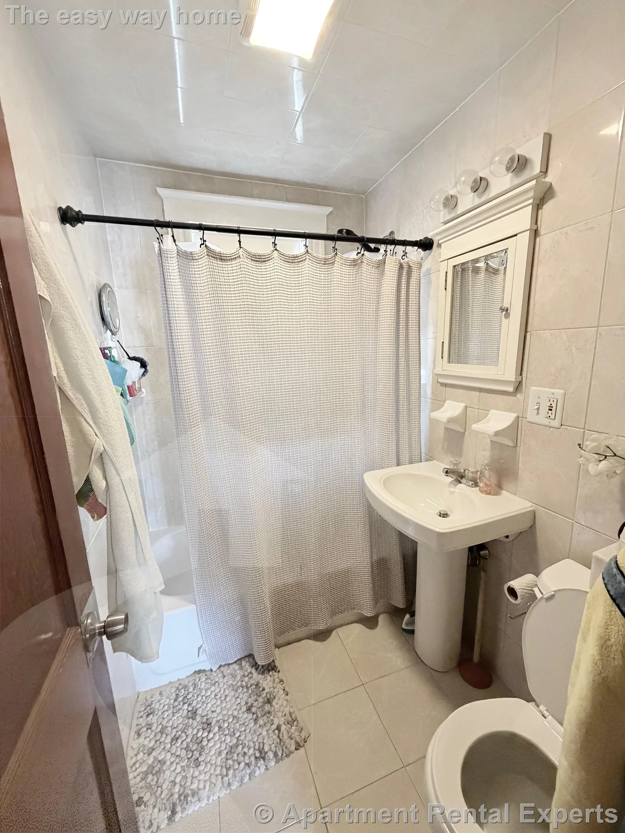 2 bed, 1 bath apartment for rent at 130 Bonner Ave, Tufts University — photo 7 of 17