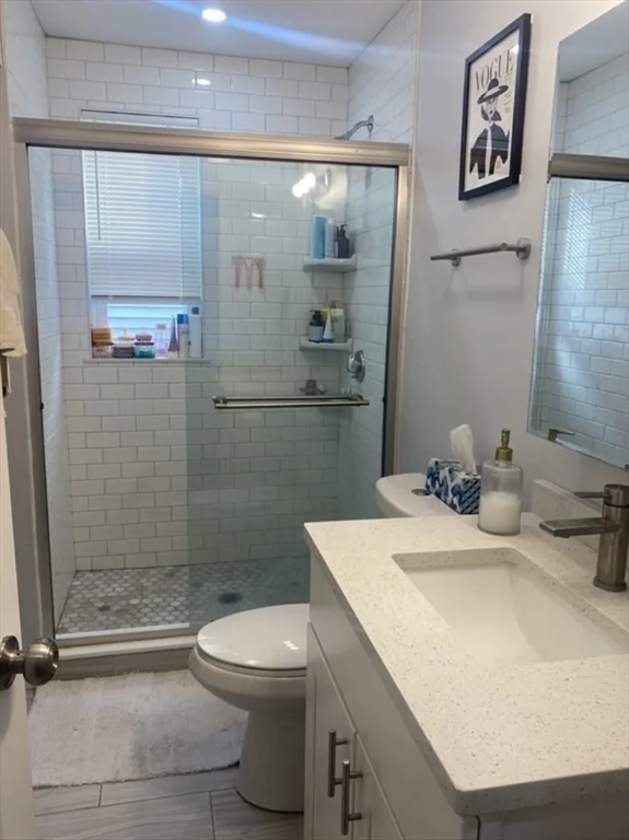 4 bed, 2 bath apartment for rent at 130 Boston St Unit 3, South Boston — photo 5 of 10