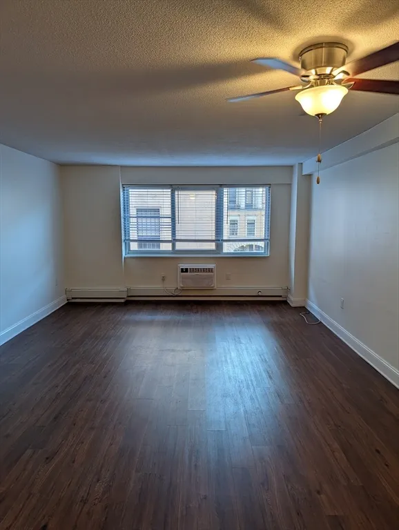 1 bed, 1 bath apartment for rent at 130 Bowdoin St Unit 509, Beacon Hill — photo 4 of 33