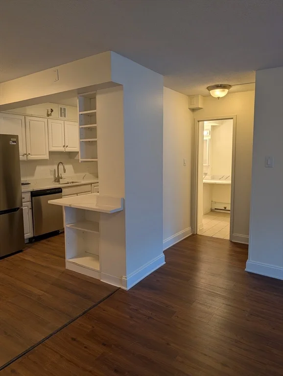 1 bed, 1 bath apartment for rent at 130 Bowdoin St Unit 509, Beacon Hill — photo 31 of 33