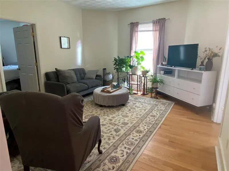 2 bed, 1 bath apartment for rent at 130 Cedar St Unit 2a, Powder House Square — photo 2 of 12