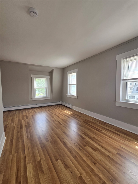 2 bed, 1 bath apartment for rent at 130 Charles St, Houghs Neck — photo 7 of 8