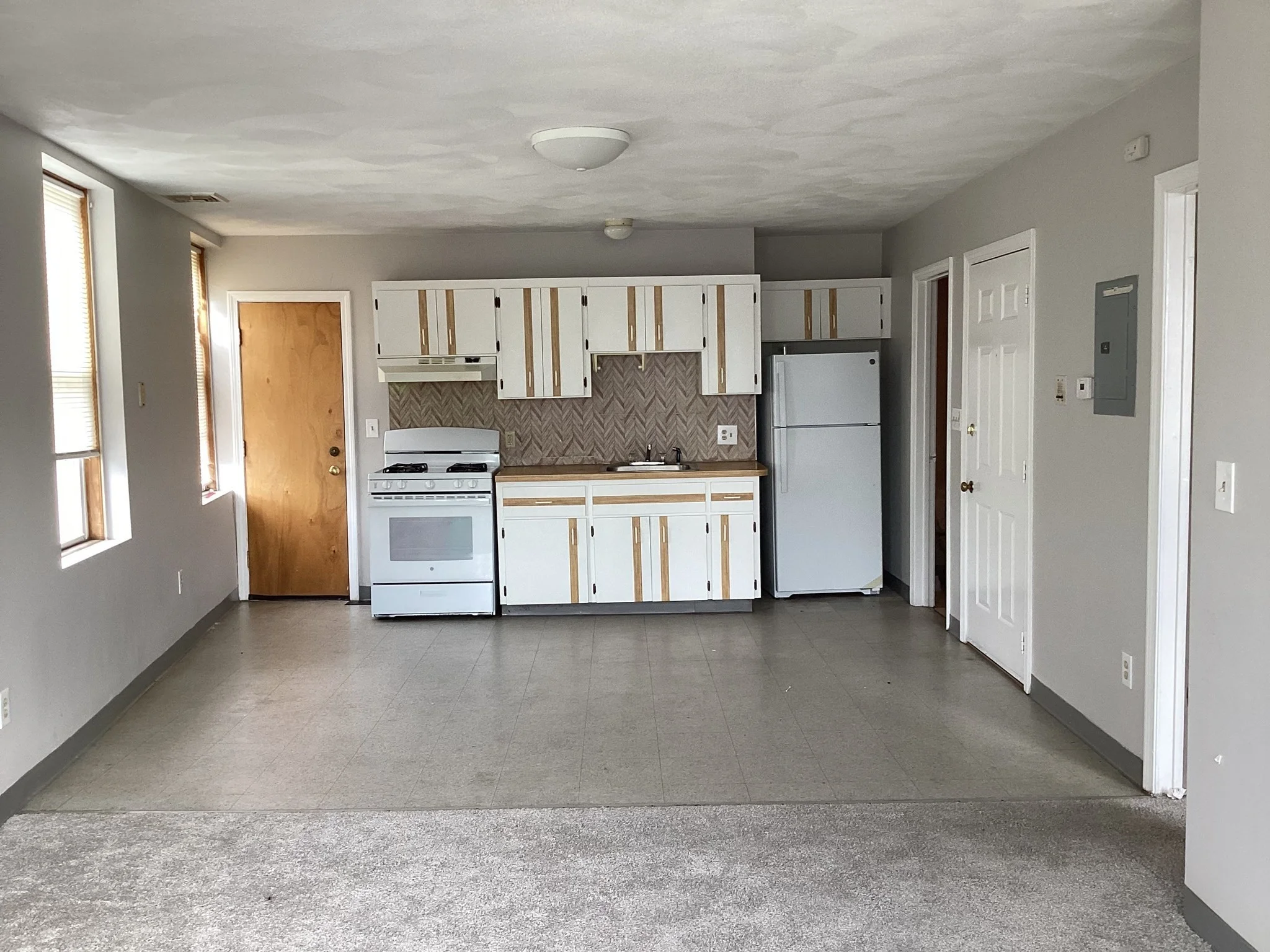 1 bed, 1 bath apartment for rent at 130 Congress Unit 3, Chelsea — photo 3 of 7