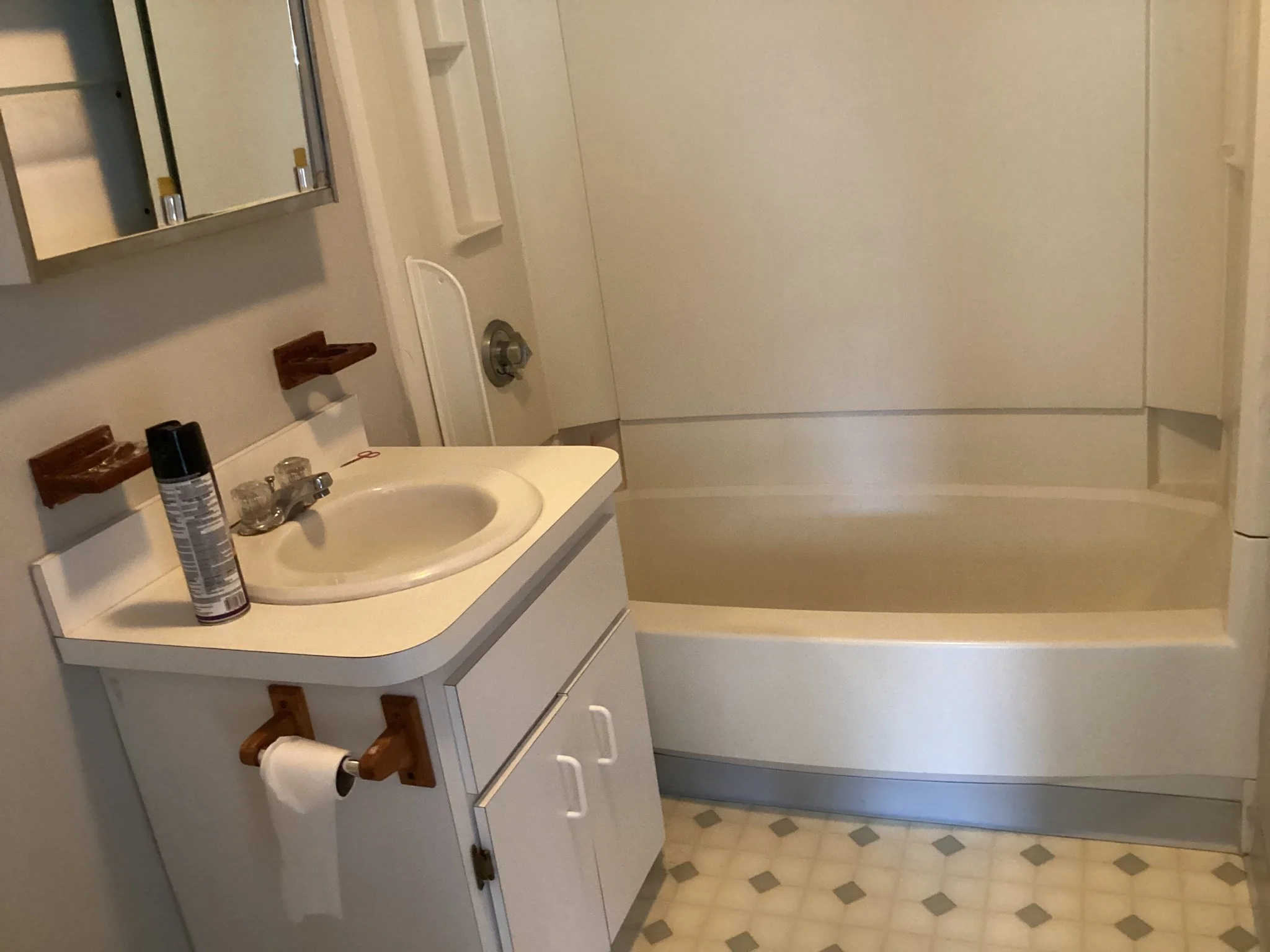 1 bed, 1 bath apartment for rent at 130 Congress Unit 3, Chelsea — photo 6 of 7