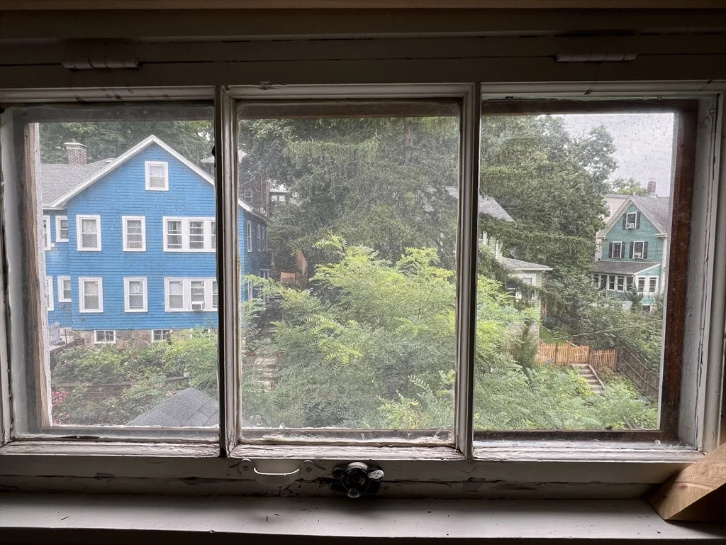 1 bed, 1 bath apartment for rent at 130 Cummins Highway Unit 3, Roslindale — photo 9 of 13