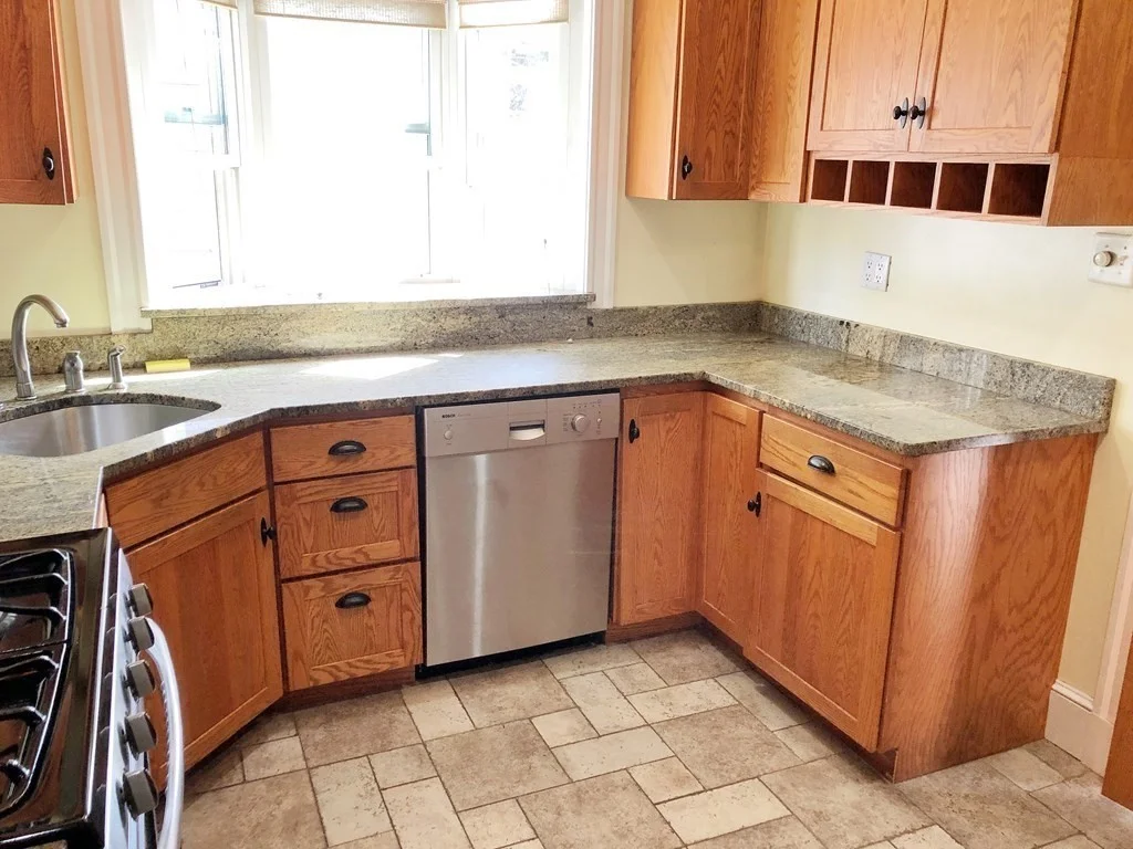2 bed, 2 bath apartment for rent at 130 Davis Unit 1, Quincy — photo 3 of 19