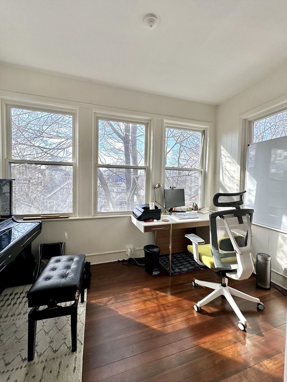 1 bed, 1 bath apartment for rent at 130 Fuller St Unit 6, Coolidge Corner — photo 4 of 9
