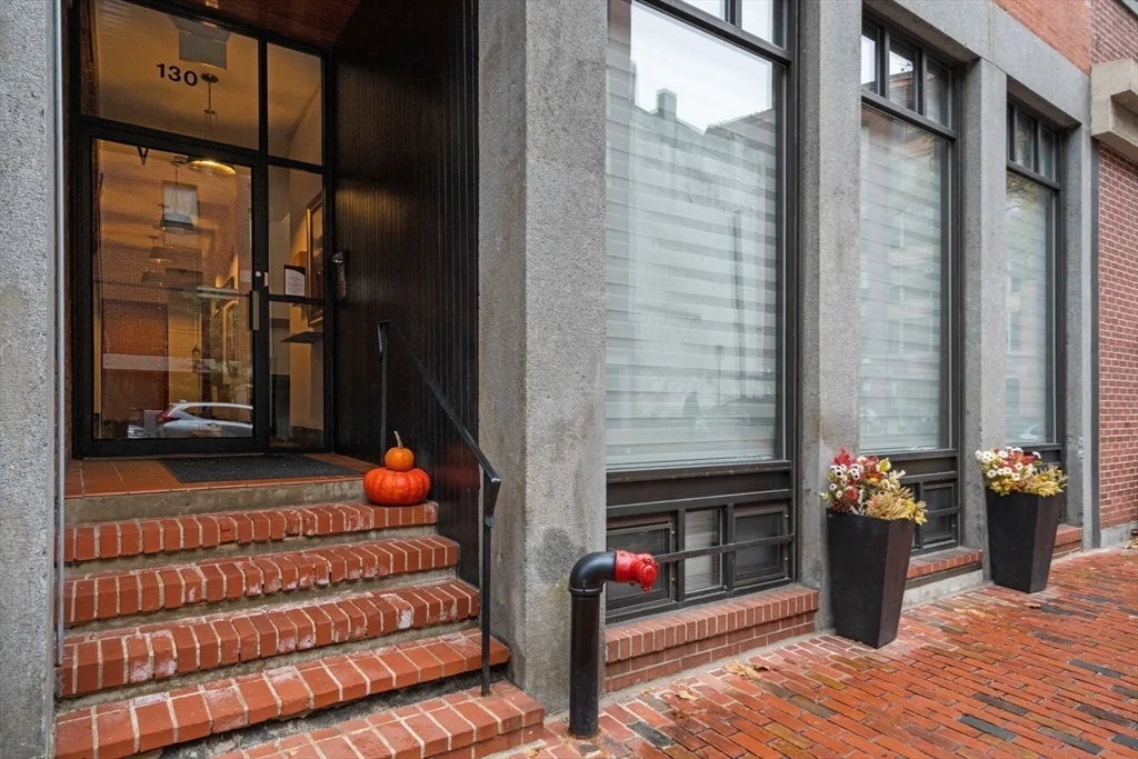 1 bed, 1 bath apartment for rent at 130 Fulton St Unit 16, Waterfront — photo 18 of 22