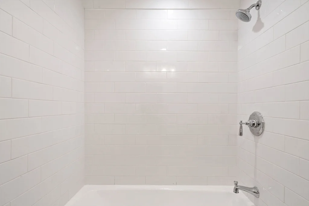 1 bed, 1 bath apartment for rent at 130 Fulton St Unit 16, Waterfront — photo 15 of 22