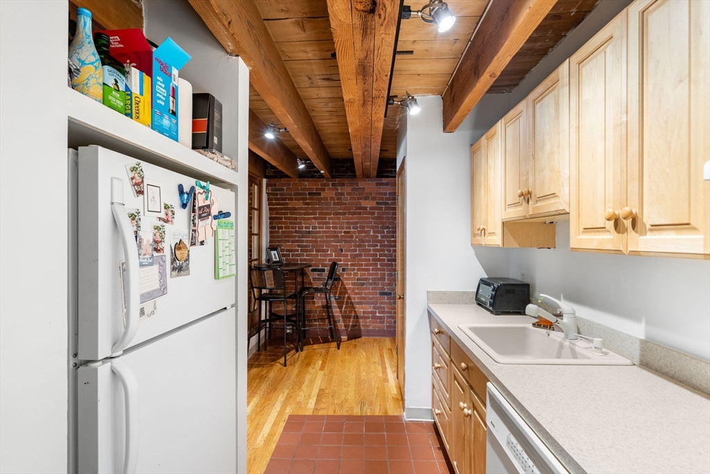 1 bed, 1 bath apartment for rent at 130 Fulton St Unit 19, Waterfront — photo 8 of 15