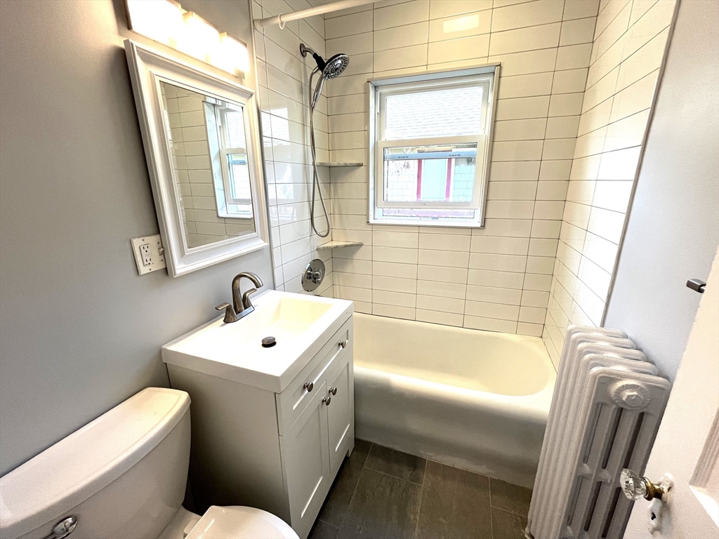3 bed, 1 bath apartment for rent at 130 Grove St Unit 2, West Roxbury — photo 21 of 27