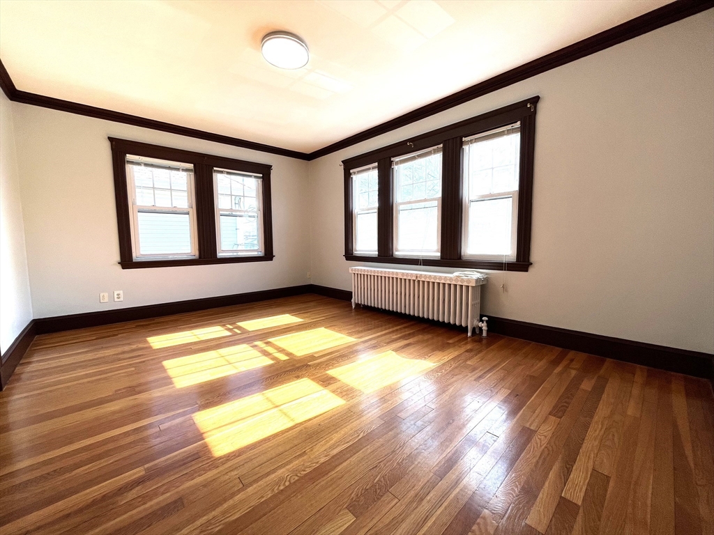 3 bed, 1 bath apartment for rent at 130 Grove St Unit 2, West Roxbury — photo 9 of 27