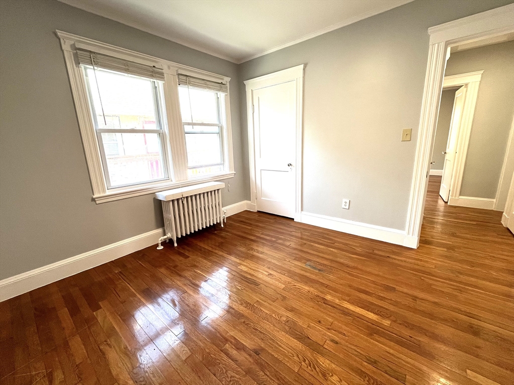 3 bed, 1 bath apartment for rent at 130 Grove St Unit 2, West Roxbury — photo 15 of 27