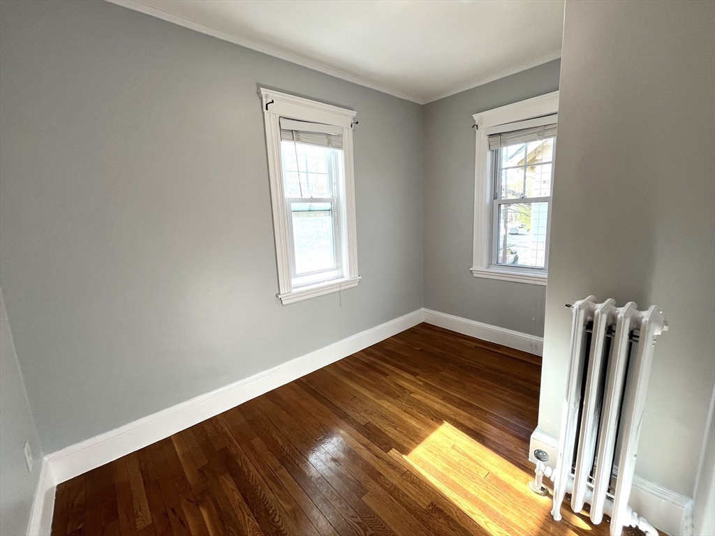 3 bed, 1 bath apartment for rent at 130 Grove St Unit 2, West Roxbury — photo 10 of 27