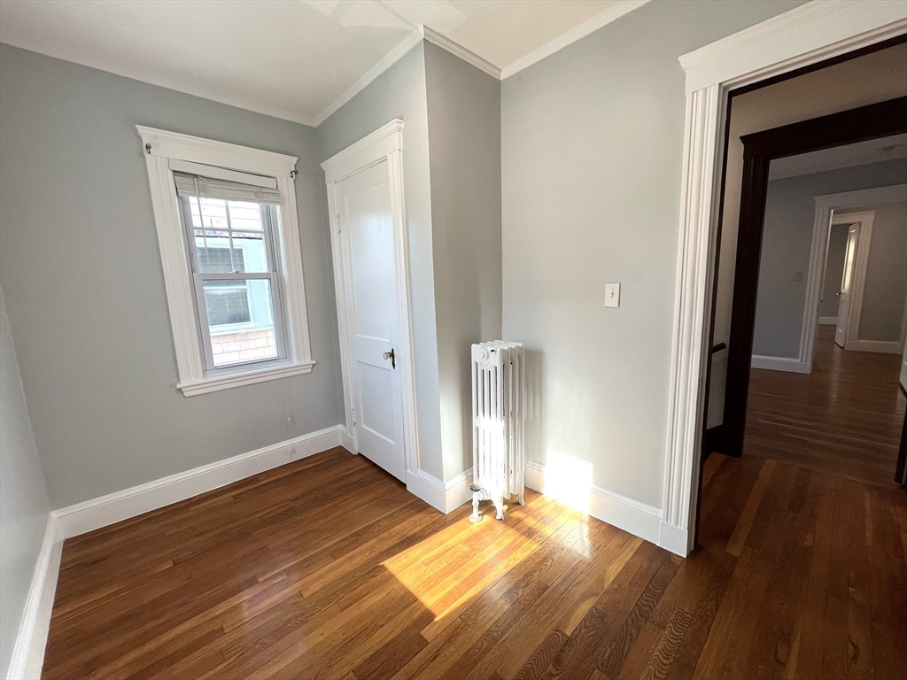 3 bed, 1 bath apartment for rent at 130 Grove St Unit 2, West Roxbury — photo 11 of 27