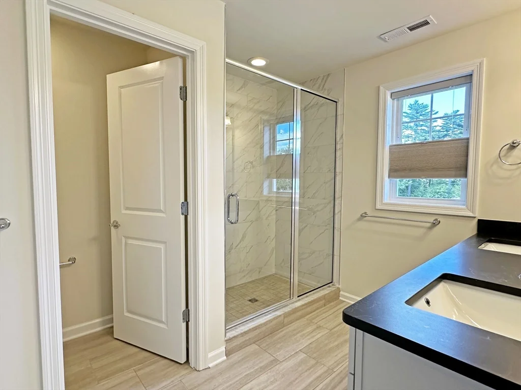 3 bed, 2 bath apartment for rent at 130 Heron Ln Unit 130, Sudbury — photo 18 of 27