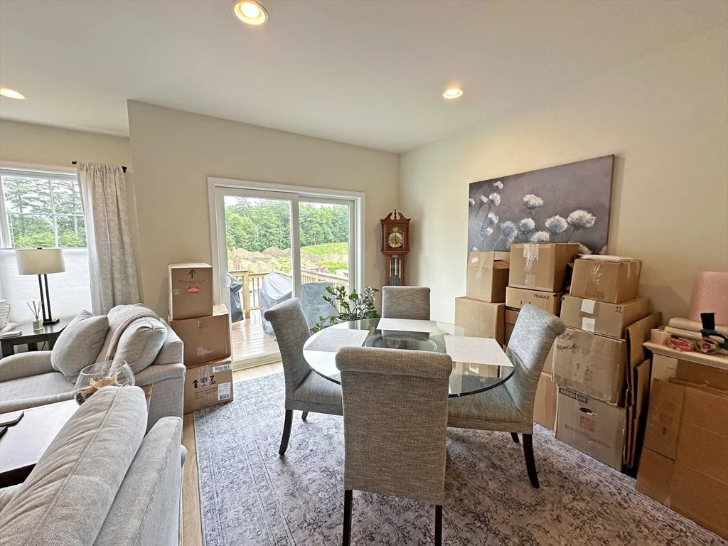 3 bed, 2 bath apartment for rent at 130 Heron Ln Unit 130, Sudbury — photo 10 of 27