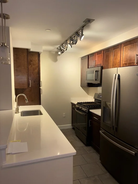 2 bed, 2 bath apartment for rent at 130 John St Unit 355, Lowell — photo 8 of 34