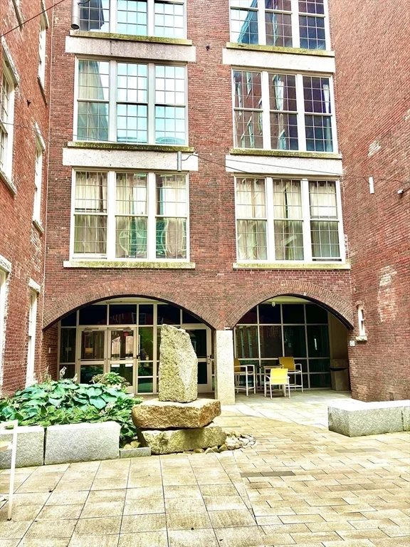 2 bed, 2 bath apartment for rent at 130 John St Unit 355, Lowell — photo 3 of 34
