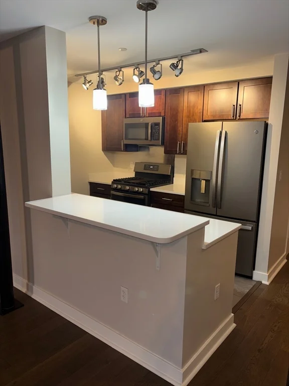 2 bed, 2 bath apartment for rent at 130 John St Unit 355, Lowell — photo 6 of 34