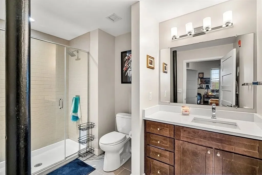 2 bed, 2 bath apartment for rent at 130 John St Unit 459, Downtown — photo 12 of 42