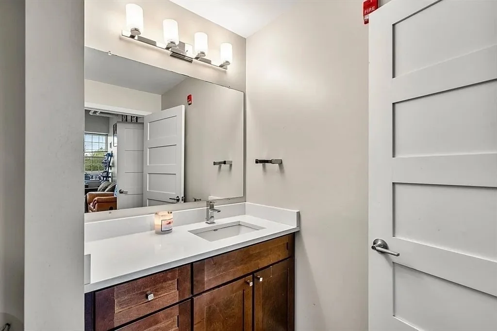 2 bed, 2 bath apartment for rent at 130 John St Unit 459, Downtown — photo 13 of 42
