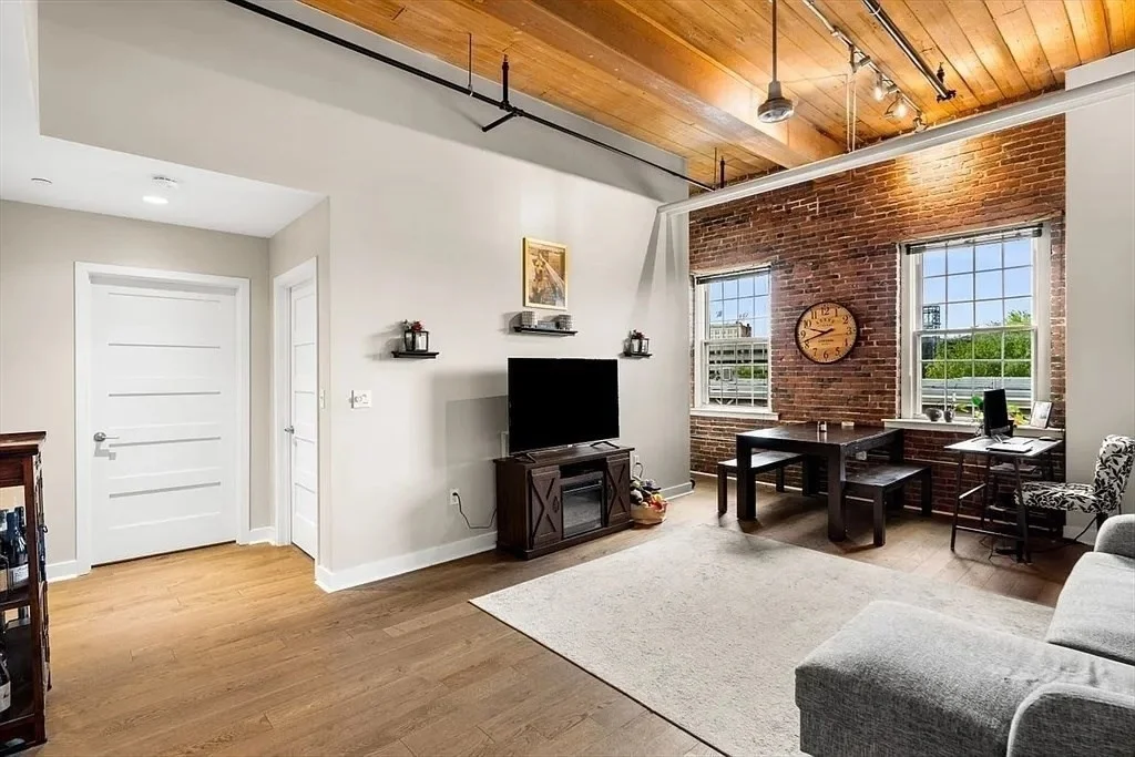2 bed, 2 bath apartment for rent at 130 John St Unit 459, Downtown — photo 2 of 42