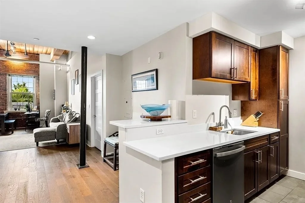 2 bed, 2 bath apartment for rent at 130 John St Unit 459, Downtown — photo 17 of 42