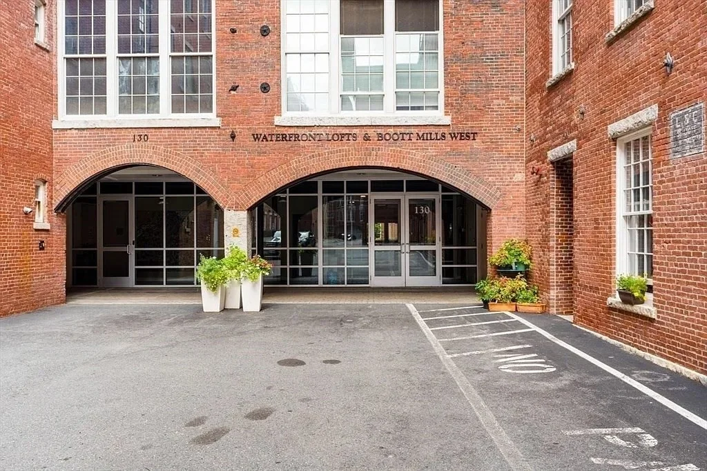 2 bed, 2 bath apartment for rent at 130 John St Unit 459, Downtown — photo 40 of 42