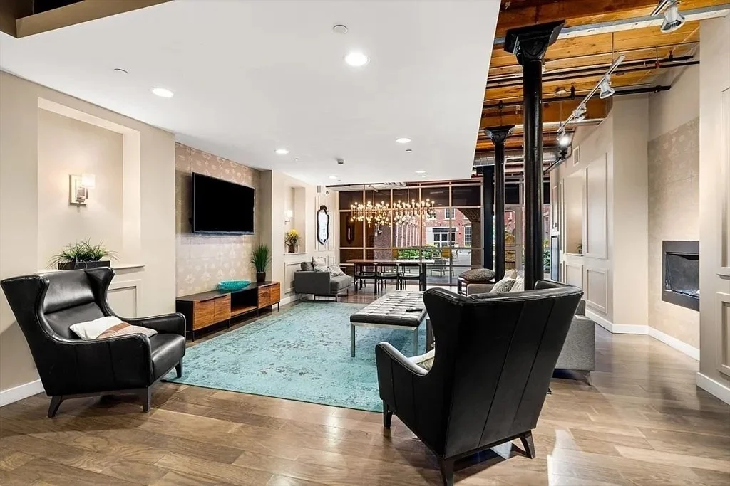 2 bed, 2 bath apartment for rent at 130 John St Unit 459, Downtown — photo 37 of 42