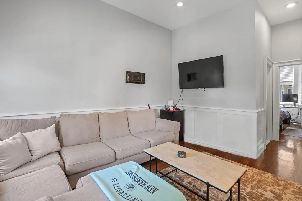 4 bed, 2 bath apartment for rent at 130 M St Unit 1, South Boston — photo 4 of 14