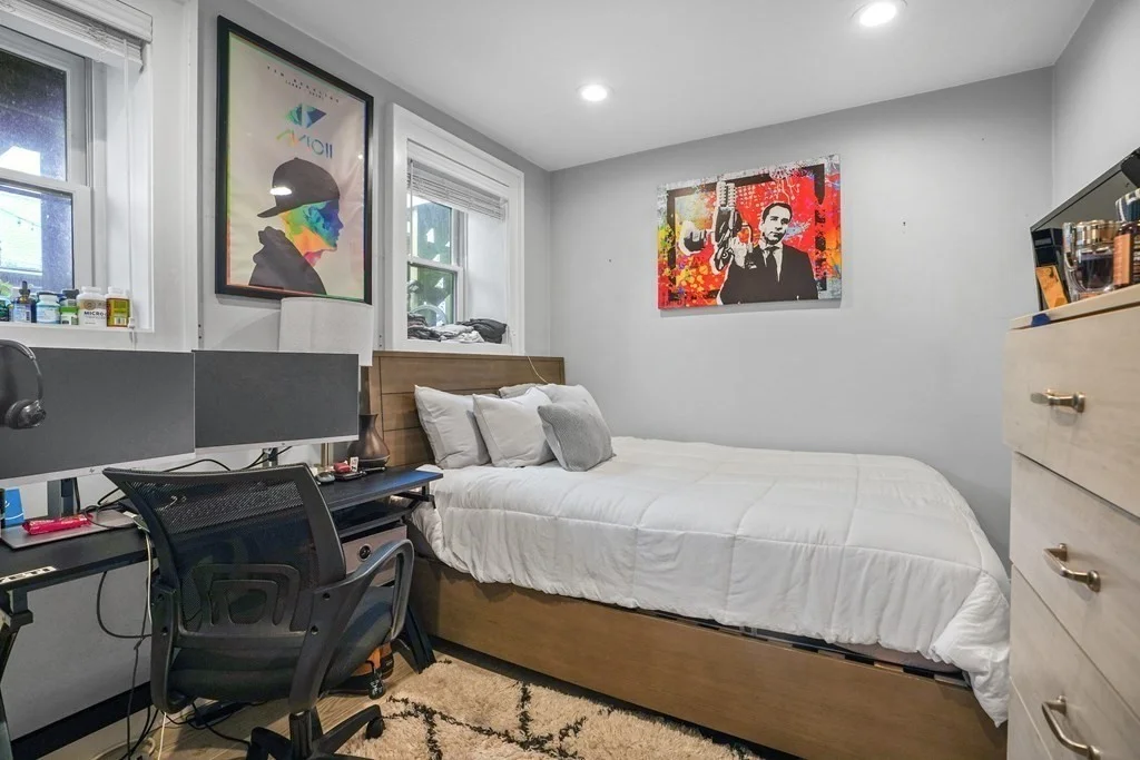 4 bed, 2 bath apartment for rent at 130 M St Unit 1, South Boston — photo 10 of 14