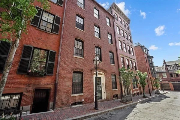 1 bed, 1 bath apartment for rent at 130 Myrtle St Unit 1F, Beacon Hill — photo 5 of 5