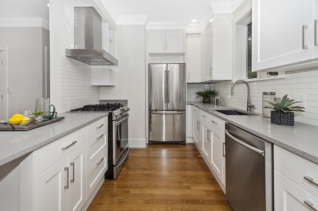 3 bed, 2 bath apartment for rent at 130 Newton Unit 130, Brighton — photo 6 of 17