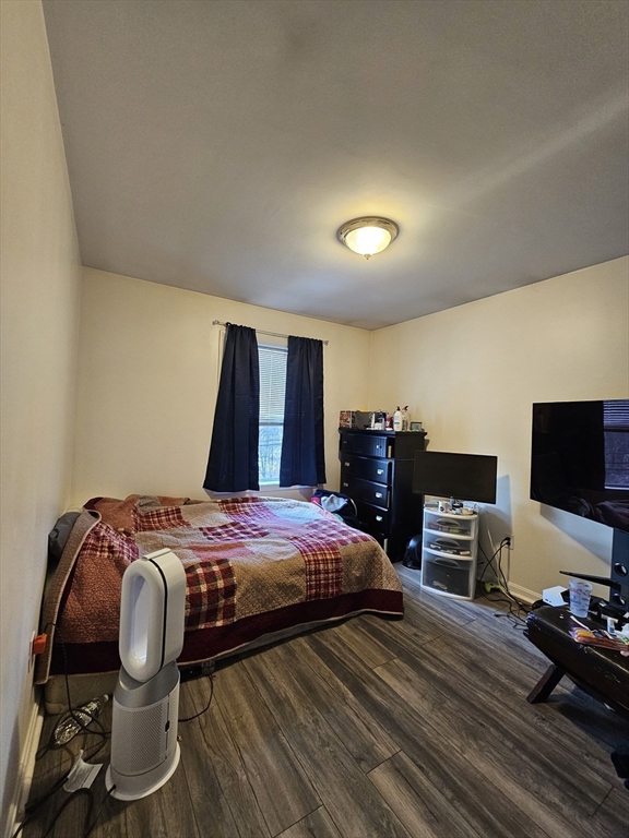 3 bed, 1 bath apartment for rent at 130 Norfolk St Unit 130, Worcester — photo 7 of 17