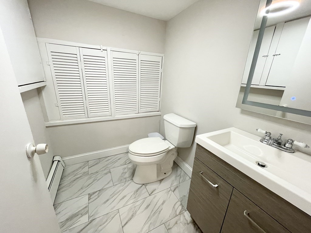 5 bed, 1 bath apartment for rent at 130 P Unit 1, Boston — photo 15 of 15