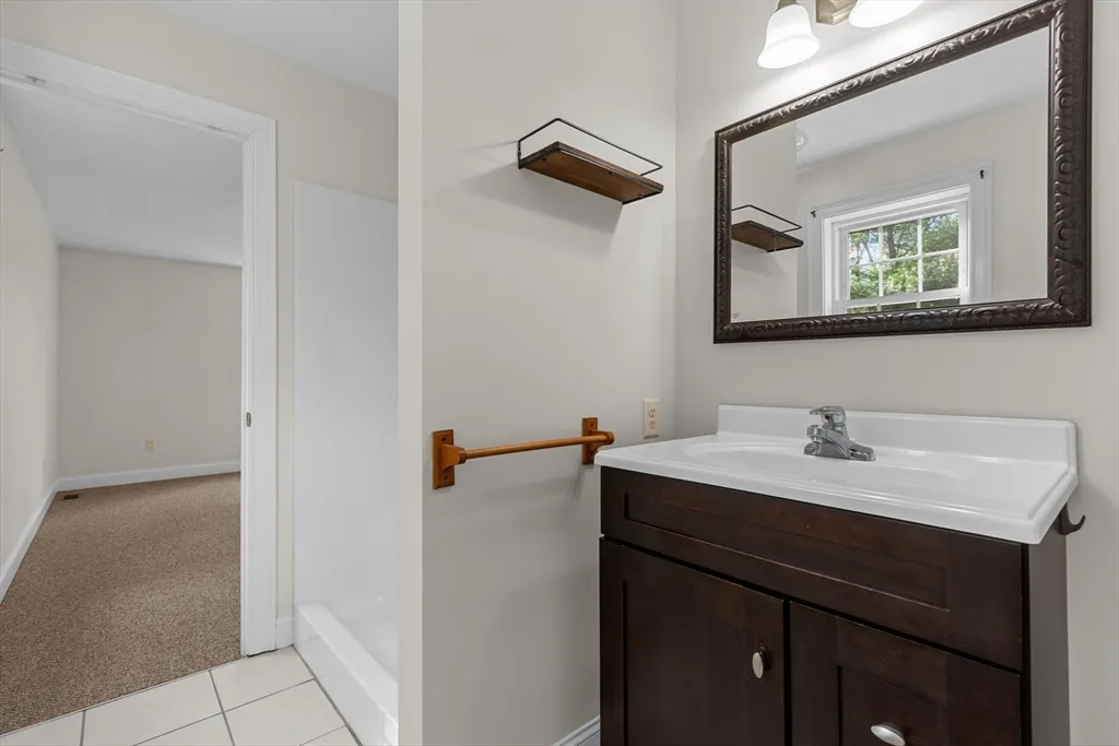 3 bed, 2 bath apartment for rent at 130-R Billington St, Plymouth — photo 23 of 24