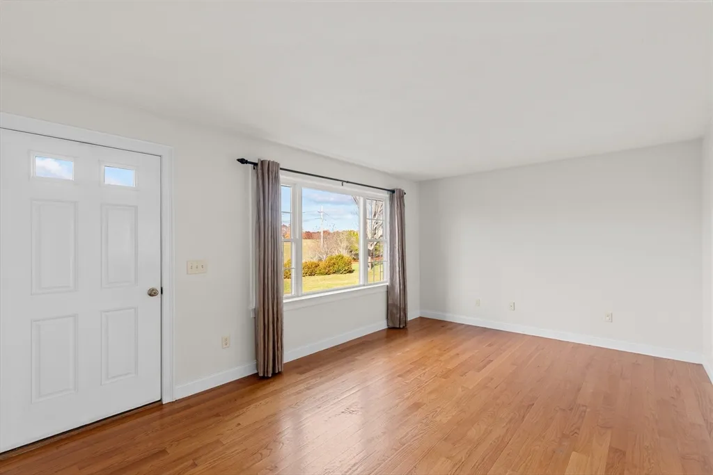 3 bed, 2 bath apartment for rent at 130-R Billington St, Plymouth — photo 14 of 24