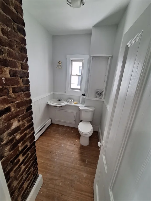4 bed, 1 bath apartment for rent at 130 Shurtleff Unit 3, Chelsea — photo 4 of 4