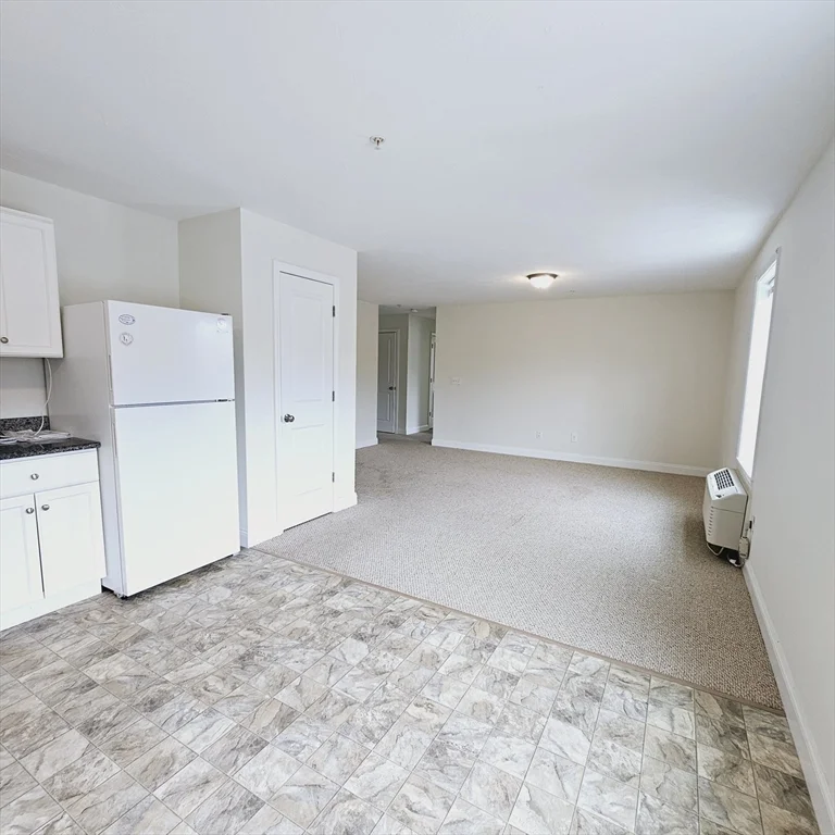2 bed, 1 bath apartment for rent at 130 Spring St Unit 202, Mansfield — photo 3 of 23