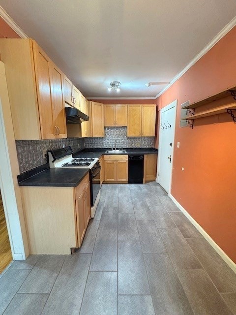 1 bed, 1 bath apartment for rent at 130 Sutherland Rd Unit 7, Brighton — photo 3 of 10