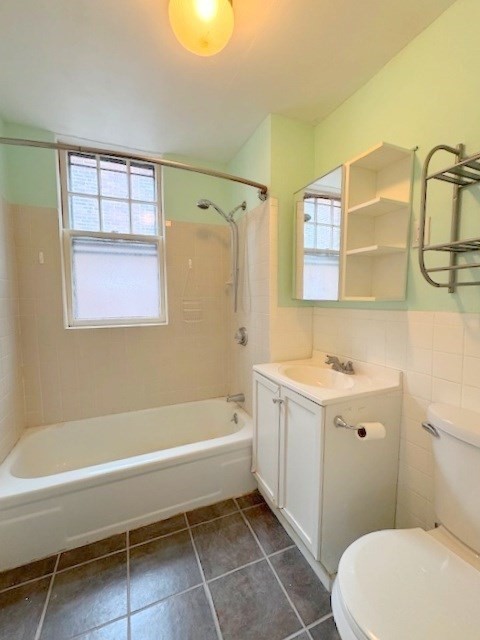 1 bed, 1 bath apartment for rent at 130 Sutherland Rd Unit 7, Brighton — photo 8 of 10