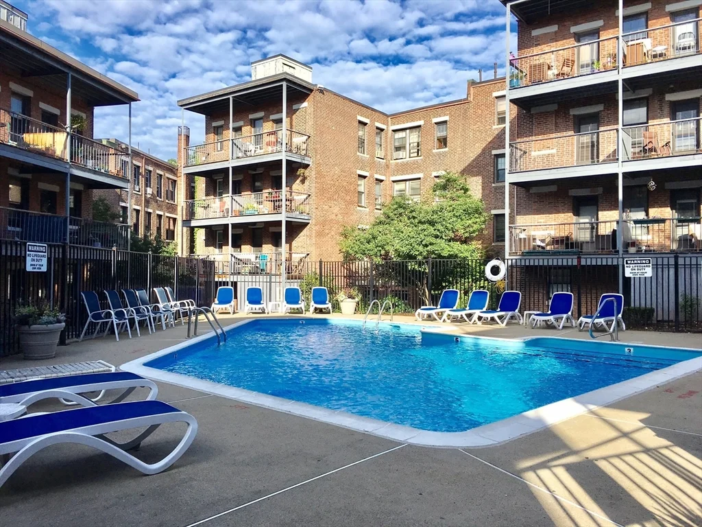 1 bed, 1 bath apartment for rent at 130 Sutherland Unit 4, Brighton — photo 8 of 9