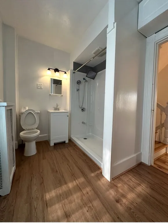 3 bed, 2 bath apartment for rent at 130 Taylor St Unit 130, Quincy — photo 6 of 14