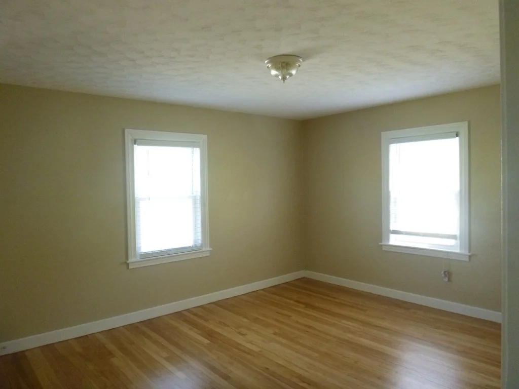 2 bed, 1 bath apartment for rent at 130 Uncatena Ave Unit 1, Worcester — photo 6 of 11
