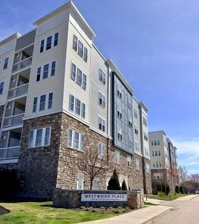 2 bed, 2 bath apartment for rent at 130 University Ave Unit 1312, Westwood — photo 27 of 27