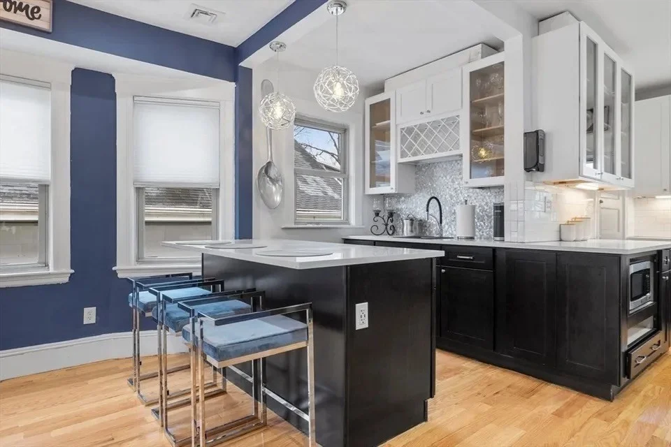 3 bed, 1 bath apartment for rent at 130 Wellington Hill St Unit 2, Mattapan — photo 2 of 14