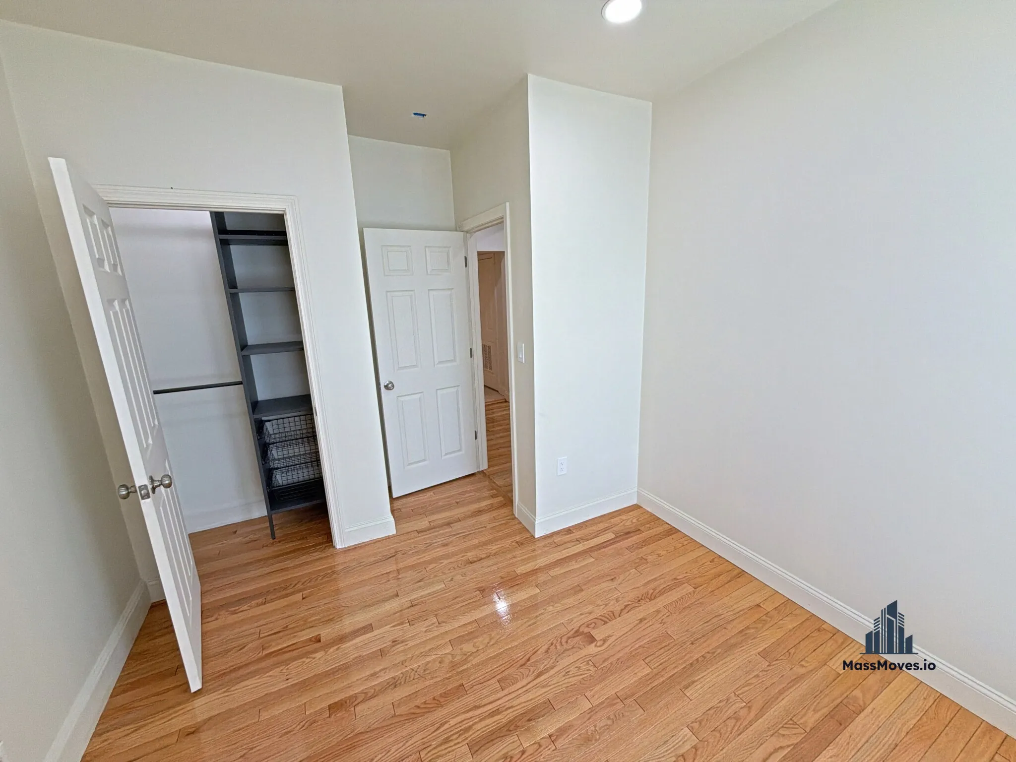 3 bed, 1 bath apartment for rent at 130 8th St Unit 3, South Boston