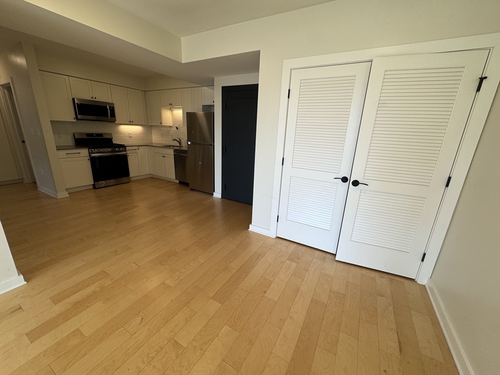 2 bed, 1 bath apartment for rent at 1301 Blue Hill Ave Unit 401, Mattapan — photo 3 of 16